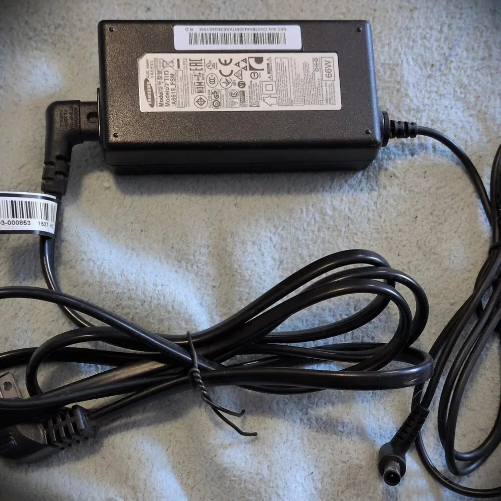 A6619_FSM - Genuine Samsung 66W 19V 3.47A 6.0x4.4mm Tip AC Adapter Power Supply